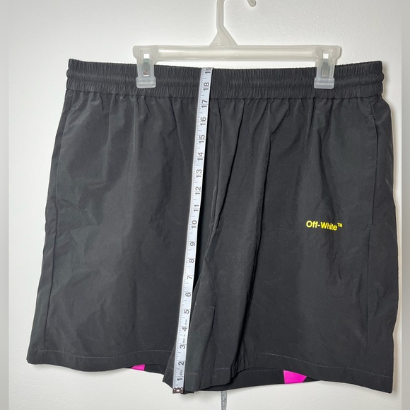 Off White Men’s Shorts - Picture 4 of 9